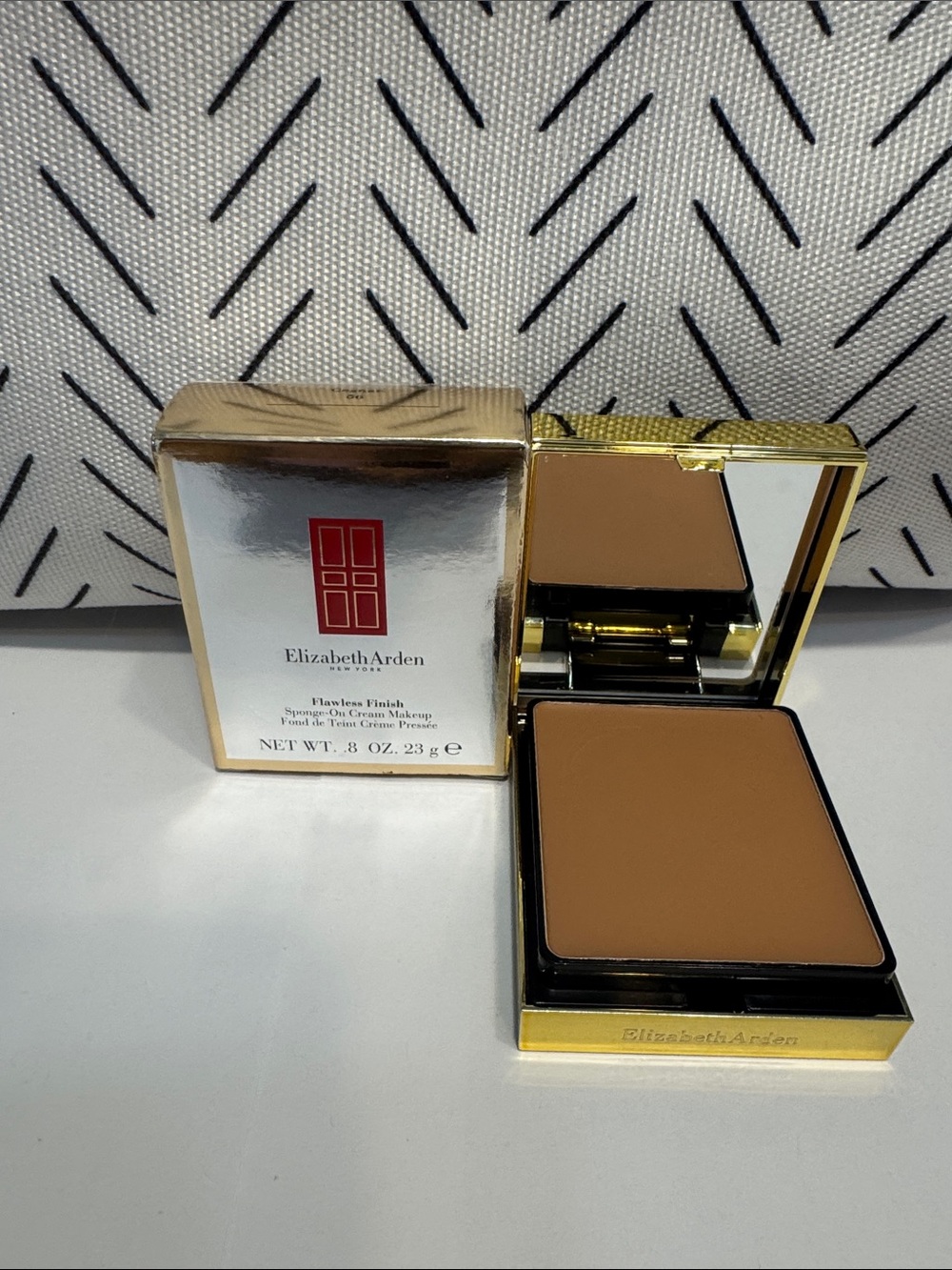 Elizabeth Arden Flawless Finish Sponge-On Cream Makeup - Cognac